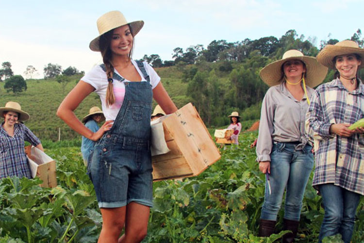 Comunidad de 'amazonas' en Brasil buscan novio